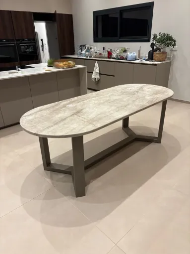 Table sur mesure à Aix-en-Provence : l'alliance du métal et du marbre, Vitrolles, EDC13