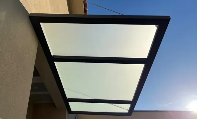 Grande marquise aluminium commune des Pennes-Mirabeau, Vitrolles, EDC13